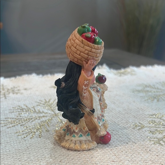 Friends of the Feather “She Who Shares Bushels” Vintage Enesco 1995 - Picture 4 of 16